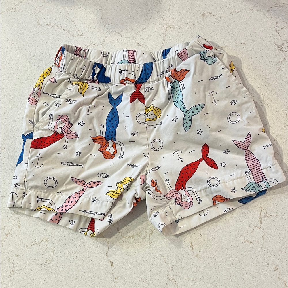 Hanna Andersson Kids Shorts - White with Colorful Mermaid Print